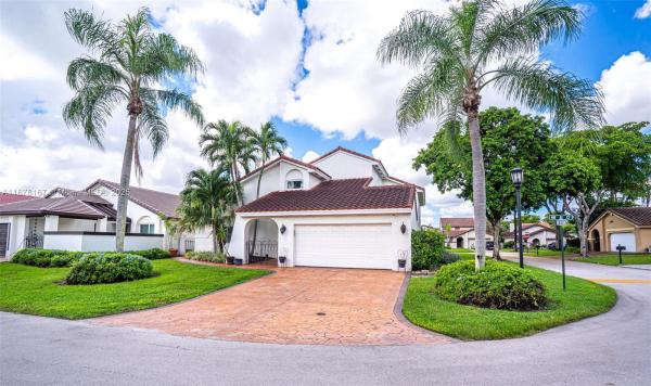17352 NW 61st Ct S, Hialeah, Florida 33015, image 1