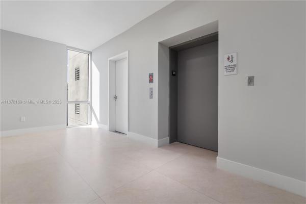 The Harbour South Tower, 16385 Biscayne Blvd #1921, North Miami Beach, Florida 33160, image 1