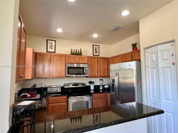 Santorini, 11389 NW 87th Ln, Doral, Florida 33178, image 1