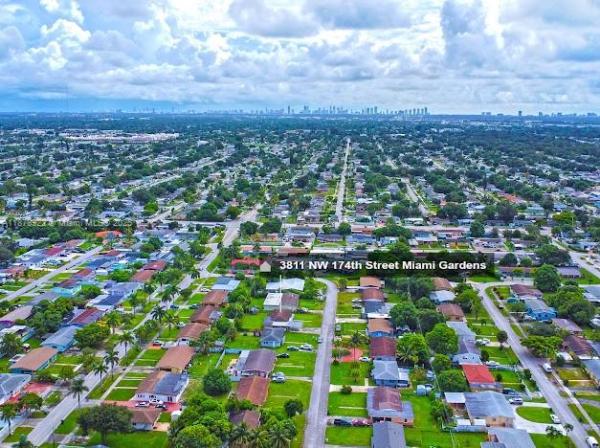 Carol City, 3811 NW 174th St, Miami Gardens, Florida 33055, image 1