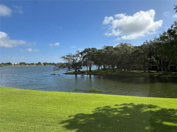 Sailboat Pointe, 2627 NW 33rd St #2209, Oakland Park, Florida 33309, image 1