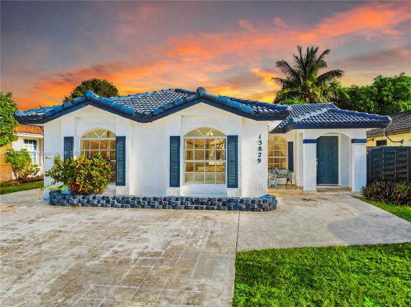 13829 SW 157th Ter, Unincorporated Dade County, Florida 33177, image 1