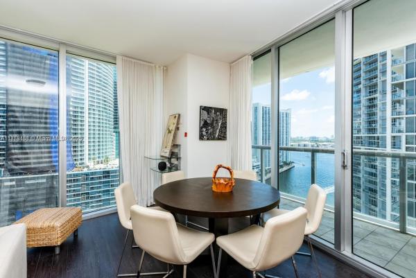 Icon Brickell Tower 3, 485 Brickell Ave #2302, Miami, Florida 33131, image 1