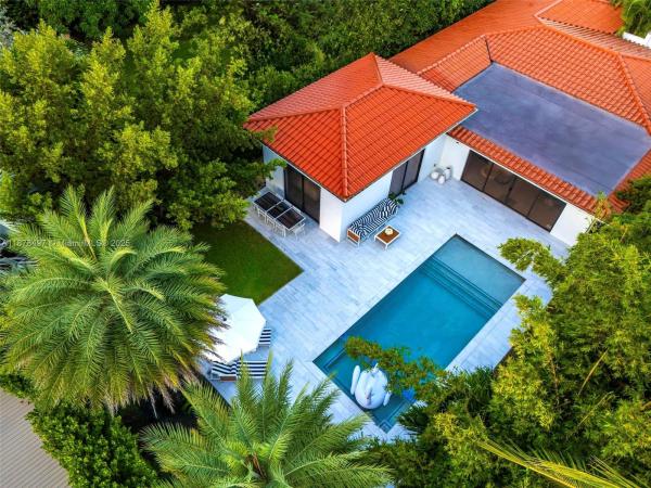 Biscayne Point, 8033 Noremac Ave, Miami Beach, Florida 33141, image 1