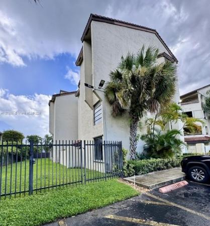8933 SW 123 Ct #102, Unincorporated Dade County, Florida 33186, image 1