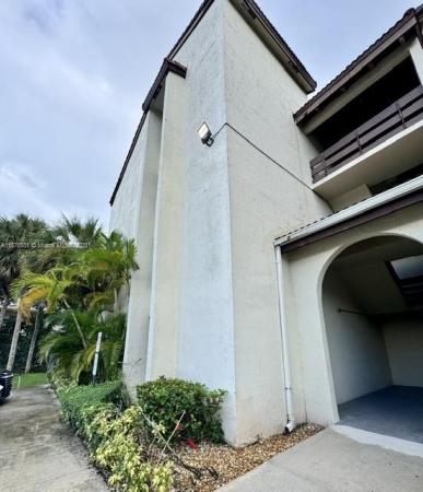 Kenland Walk, 8933 SW 123rd Ct #102, The Crossings, Florida 33186, image 3