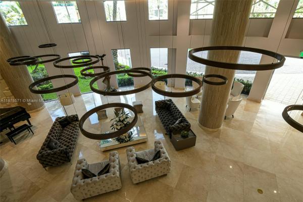 The Pinnacle, 17555 Collins Ave #704, Sunny Isles Beach, Florida 33160, image 1