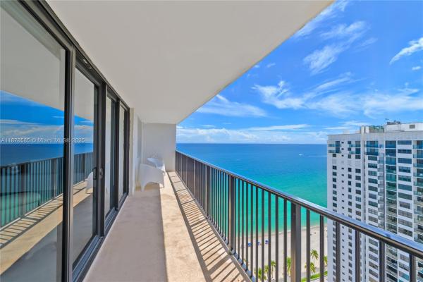 Valencia At Quadomain, 2201 S Ocean Dr #2808, Hollywood, Florida 33019, image 2