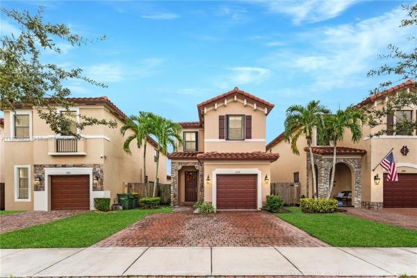 3754 NE 2nd St, Homestead, Florida 33033, image 1