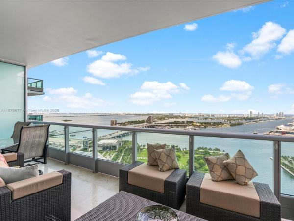 900 Biscayne Bay, 900 Biscayne Blvd #3709, Miami, Florida 33132, image 1