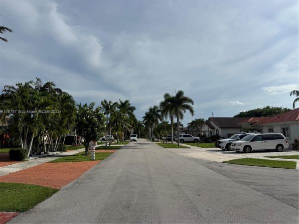 Tennessee Estates, 613 SE 14th Pl, Homestead, Florida 33033, image 2