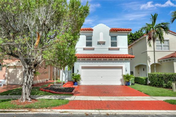 2328 NE 37th Ter, Homestead, Florida 33033, image 1