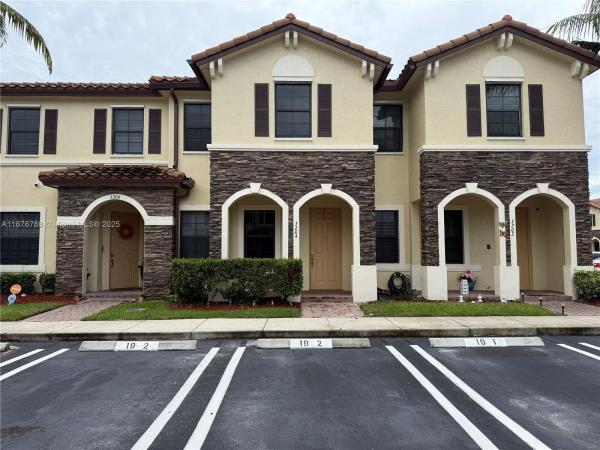 3204 SE 5th Ct, Homestead, Florida 33033, image 1