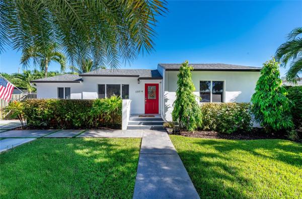 6849 SW 39th St, Miami, Florida 33155, image 1