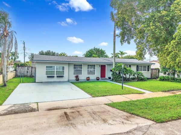 1711 SW 92nd Pl, Miami, Florida 33165, image 3