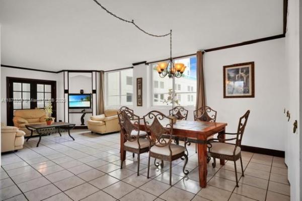 The Carriage Club, 5005 Collins Ave #325, Miami Beach, Florida 33140, image 1