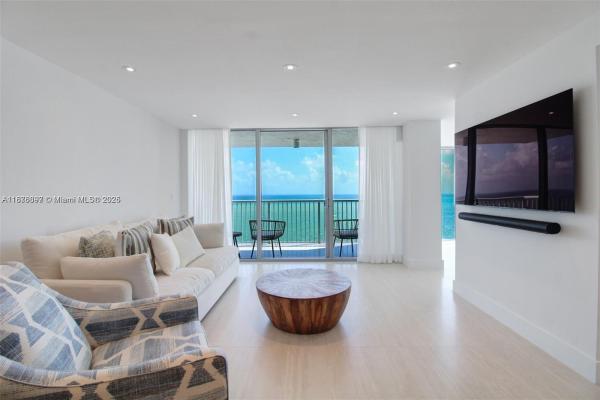 Mirasol Ocean Towers, 2655 Collins Ave #2512, Miami Beach, Florida 33140, image 1