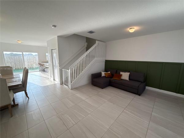 Forest Park Villas, 412 NW 12th Pl, Florida City, Florida 33034, image 1