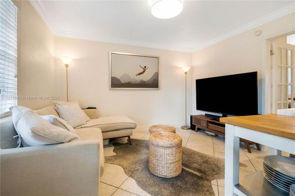 Beach Manor, 345 Michigan Ave #34, Miami Beach, Florida 33139, image 1