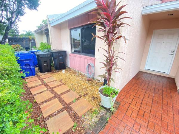 Palm-Aire Village, 6729 NW 29th Way, Fort Lauderdale, Florida 33309, image 2