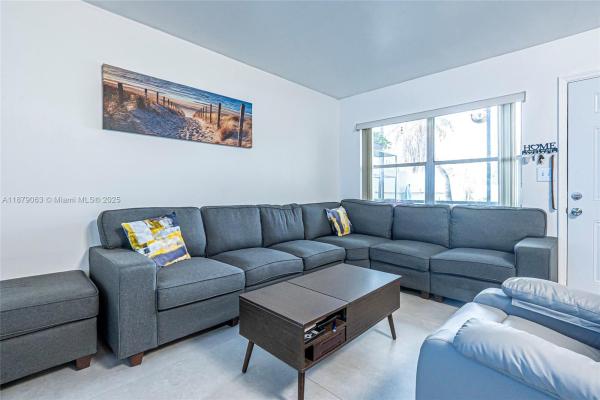 Santa Monica, 1425 Arthur St 116b ##116B, Hollywood, Florida 33020, image 1