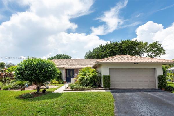 Chevy Chase, 10630 NW 41st St, Coral Springs, Florida 33065, image 2