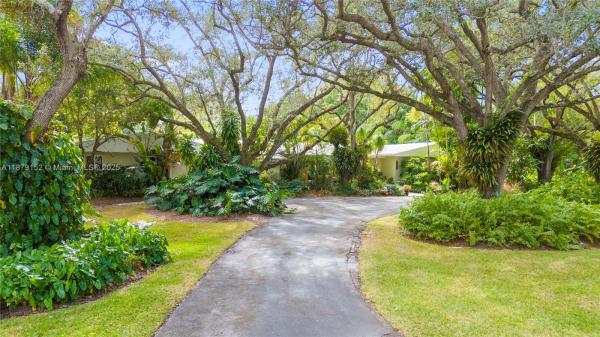 6630 SW 102nd St, Pinecrest, Florida 33156, image 1