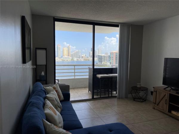 Parc Central Aventura East, 3300 NE 192nd St #PH-16, Aventura, Florida 33180, image 2