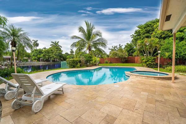 Hollywood Isles, 2650 Scott St, Hollywood, Florida 33020, image 1