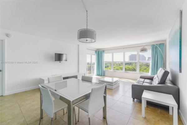 Carlton Tower, 3000 E Sunrise Blvd #8D, Fort Lauderdale, Florida 33304, image 1