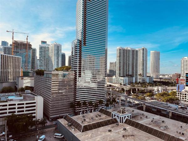 Centro, 151 SE 1st St #1209, Miami, Florida 33131, image 1