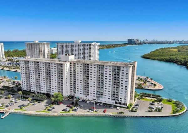 Coastal Towers, 400 Kings Point Dr #224, Sunny Isles Beach, Florida 33160, image 1