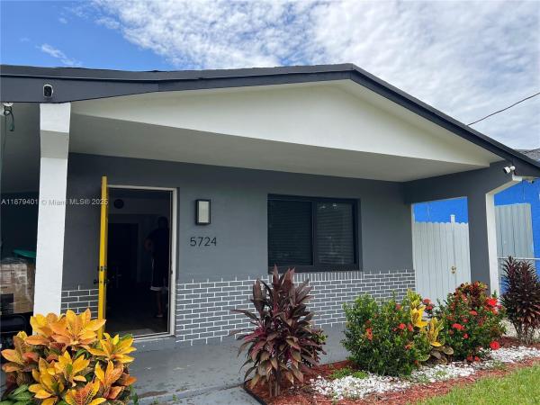 West Carver Ranches, 5724 SW 18th St, West Park, Florida 33023, image 1