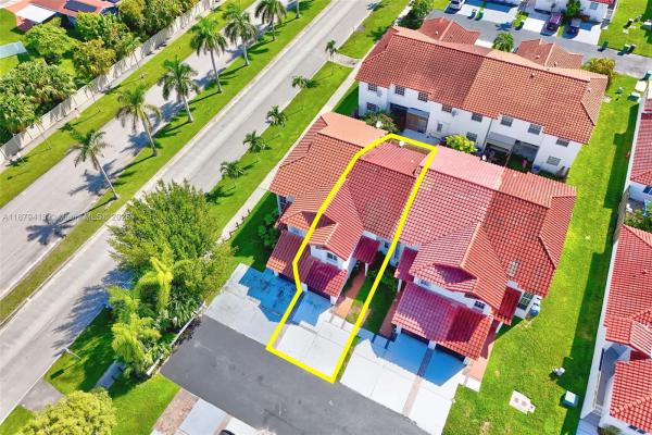 Saga Bay Townhomes, 20717 SW 81st Pl, Cutler Bay, Florida 33189, image 3
