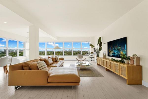 Blair House, 9100 W Bay Harbor Dr #8A, Bay Harbor Islands, Florida 33154, image 1