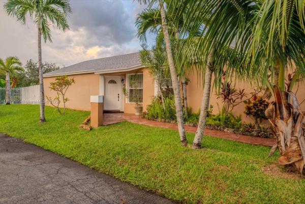 14950 SW 75th Ter, Miami, Florida 33193, image 1