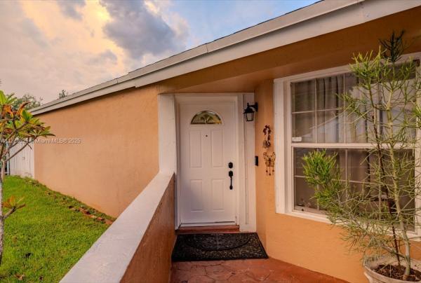 Sunset Shores, 14950 SW 75th Ter, Kendall West, Florida 33193, image 3