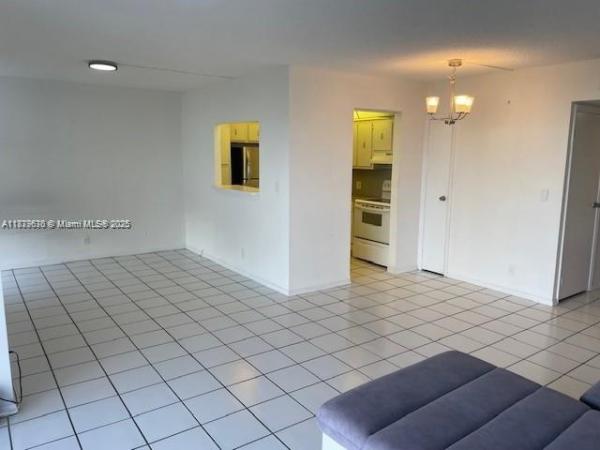Coronado Tower 2, 20301 W Country Club Dr #621, Aventura, Florida 33180, image 2