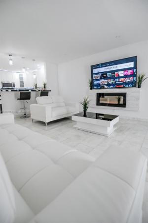 312 NE 108th St, Miami, Florida 33161, image 1