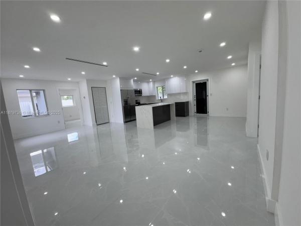 Lake Lucerne, 2530 NW 204th St, Miami Gardens, Florida 33056, image 1