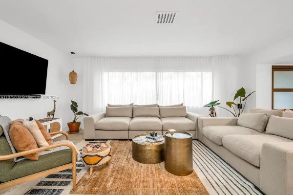 Coral Ridge Isles, 5250 NE 15th Ave, Fort Lauderdale, Florida 33334, image 1