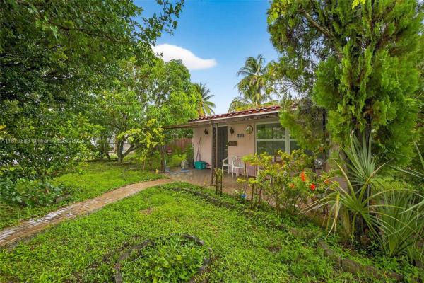 Fulford By The Sea, 1460 NE 173rd St, North Miami Beach, Florida 33162, image 3