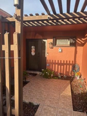 Villas East, 1611 Palmetto Ln, Pembroke Pines, Florida 33026, image 1
