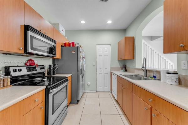 Marbella Bay, 1025 NE 42nd Ter, Homestead, Florida 33033, image 2