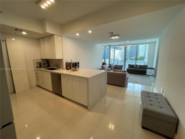 Mint At Riverfront, 92 SW 3rd St #1602, Miami, Florida 33130, image 1