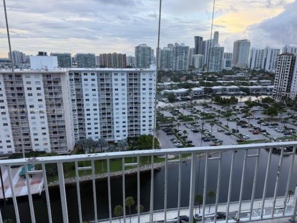 Arlen House West, 500 Bayview Dr #1821, Sunny Isles Beach, Florida 33160, image 1