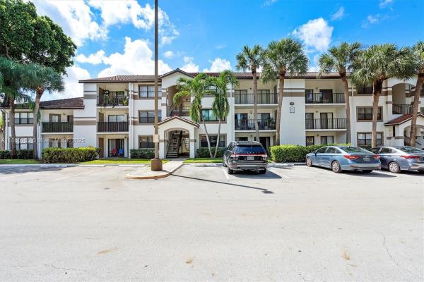 Hollywood Parc, 540 S Park Rd 19-9 ##19-9, Hollywood, Florida 33021, image 1