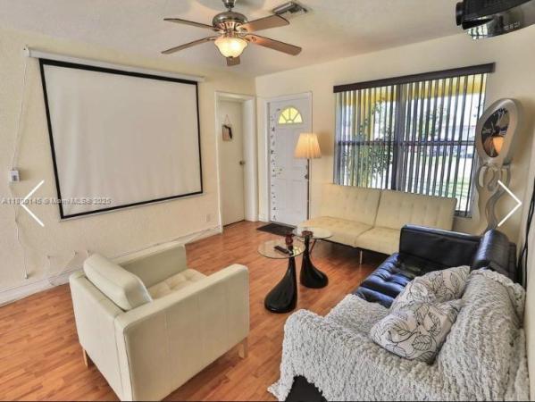 Hollywood Little Ranches, 2826 Monroe St, Hollywood, Florida 33020, image 1