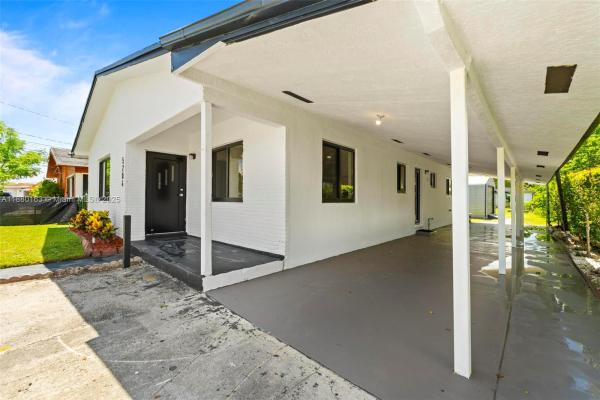 Carver Ranches, 5204 SW 19th St, West Park, Florida 33023, image 2