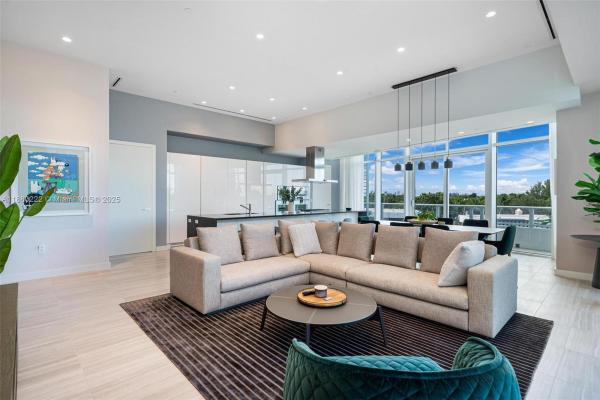 The Ritz-Carlton South Beach, 4701 N Meridian Ave #312, Miami Beach, Florida 33140, image 1